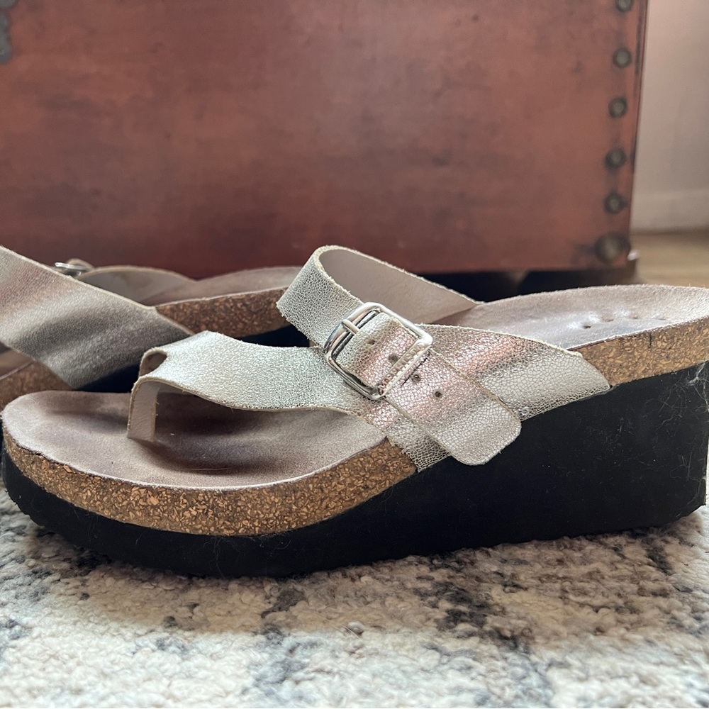 Mephisto Silver Metallic Tyfanie Wedge Sandal 39